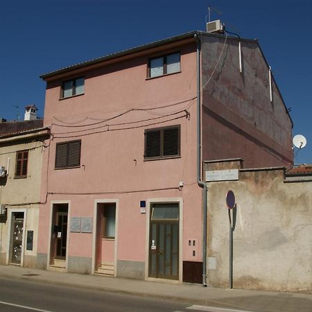 Apartman Sendi Pula Exterior foto